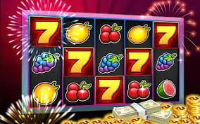 Filipino player using phlwinner app on Android smartphone